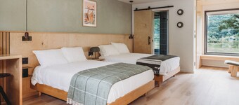Otherland Hotel