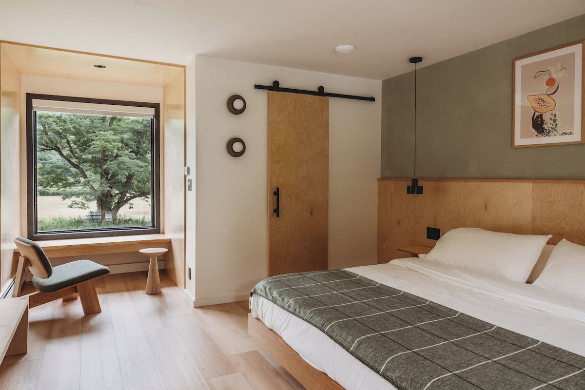 Premium bedding, memory foam beds, desk, laptop workspace