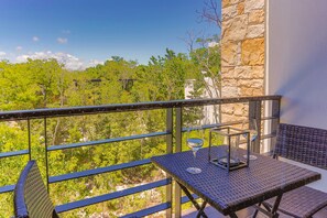 Premium-Suite, 2 Schlafzimmer | Blick vom Balkon