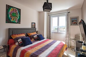 2 habitaciones, wifi y ropa de cama 
