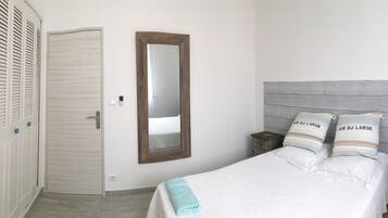 3 chambres, fer et planche Ă repasser, Wi-Fi gratuit, draps fournis