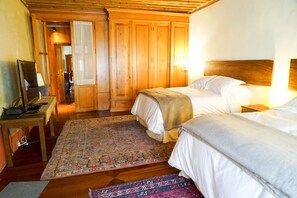 Room - Seminario 12 (Mexico City)
