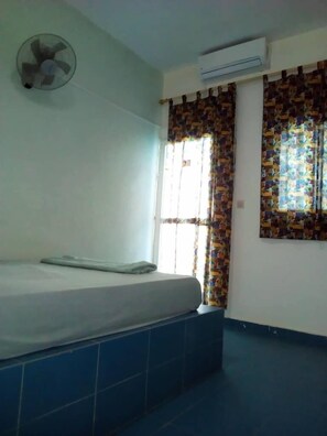 Chambre Standard Double ou avec lits jumeaux