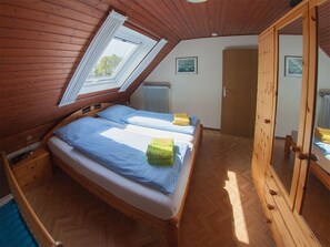 2 Schlafzimmer, Bügeleisen/Bügelbrett, Reisekinderbett, WLAN