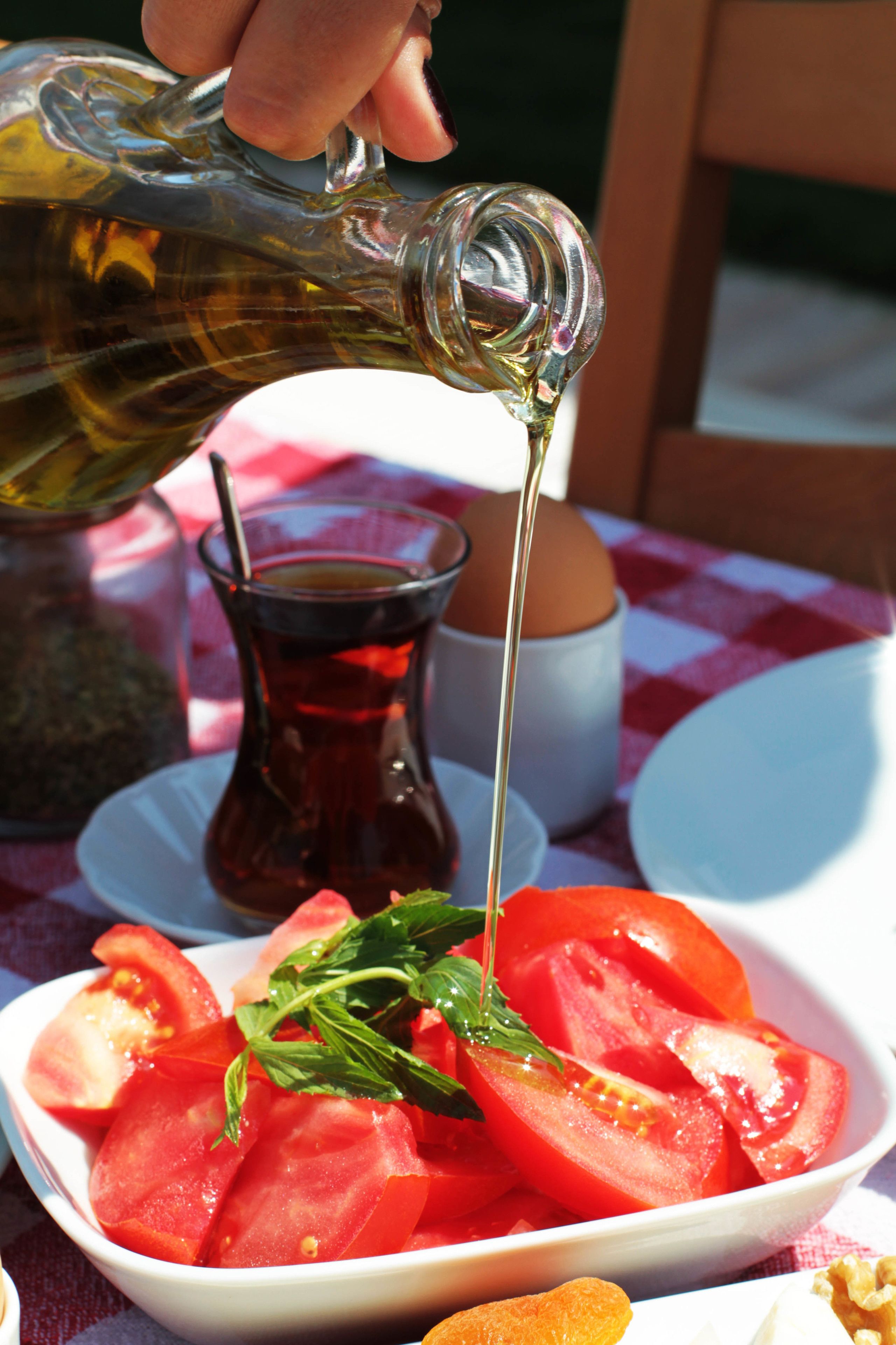 free daily full breakfast