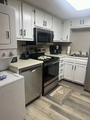 Fridge, microwave, dishwasher, coffee/tea maker