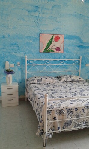 2 Schlafzimmer, Bügeleisen/Bügelbrett, Bettwäsche