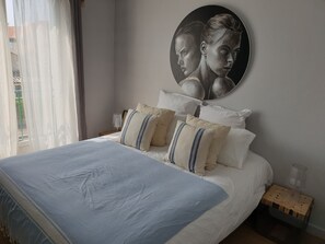 4 habitaciones, tabla de planchar con plancha y wifi gratis 