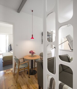 1 bedroom, iron/ironing board, free WiFi