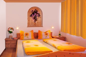 3 chambres, lit parapluie, Wi-Fi gratuit, draps fournis