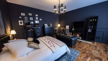 1 chambre, fer et planche à repasser, Wi-Fi, draps fournis