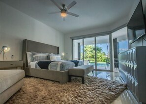 2 habitaciones, tabla de planchar con plancha, cuna de viaje y wifi 