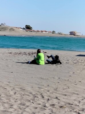 Beach - Panoramic views from Deluxe Studio "Lungo Mare" (Ulcinj)