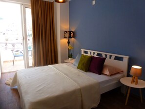 1 bedroom - Panoramic views from Deluxe Studio "Lungo Mare" (Ulcinj)
