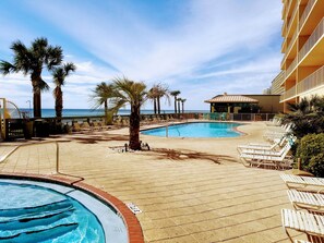 Piscine extérieure, piscine chauffée