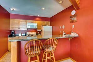 Microonde, forno, lavastoviglie, macchina per tè/caffè