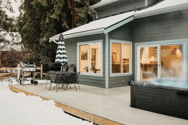 屋外ダイニングエリア