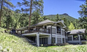 Exterior - Tranquil Vacation Home at Windcliff (Estes Park)