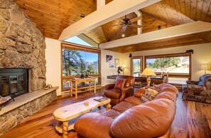 Living area - Tranquil Vacation Home at Windcliff (Estes Park)