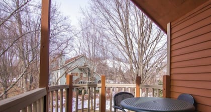 Tilava 2 Bed Condo Crystal Mountain Resortissa