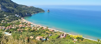 Holiday homes on Corfu "Angelos" on Agios Gordios beach