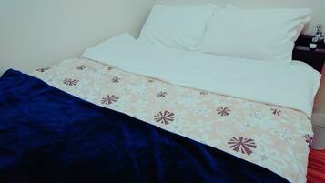 Apartment, 3 Bedrooms | 3 bedrooms, in-room safe, desk, free WiFi