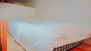 Apartment, 3 Bedrooms | 3 bedrooms, in-room safe, desk, free WiFi - The Stay Central Nagasaki (Nagasaki)