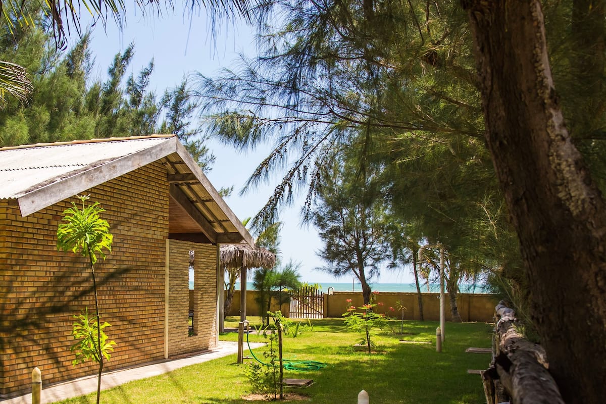 Kamar Quadruple Deluks, tepi laut | Pemandangan pantai/laut