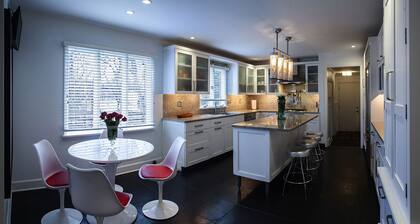 Historiallinen Pittsfordin sijainti. Yksityinen vieras-sviitti