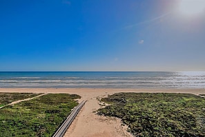 Am Strand, Strandtücher