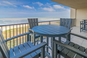 Outdoor dining - There’s No Place Like Home, Except The Beach (South Padre Island)