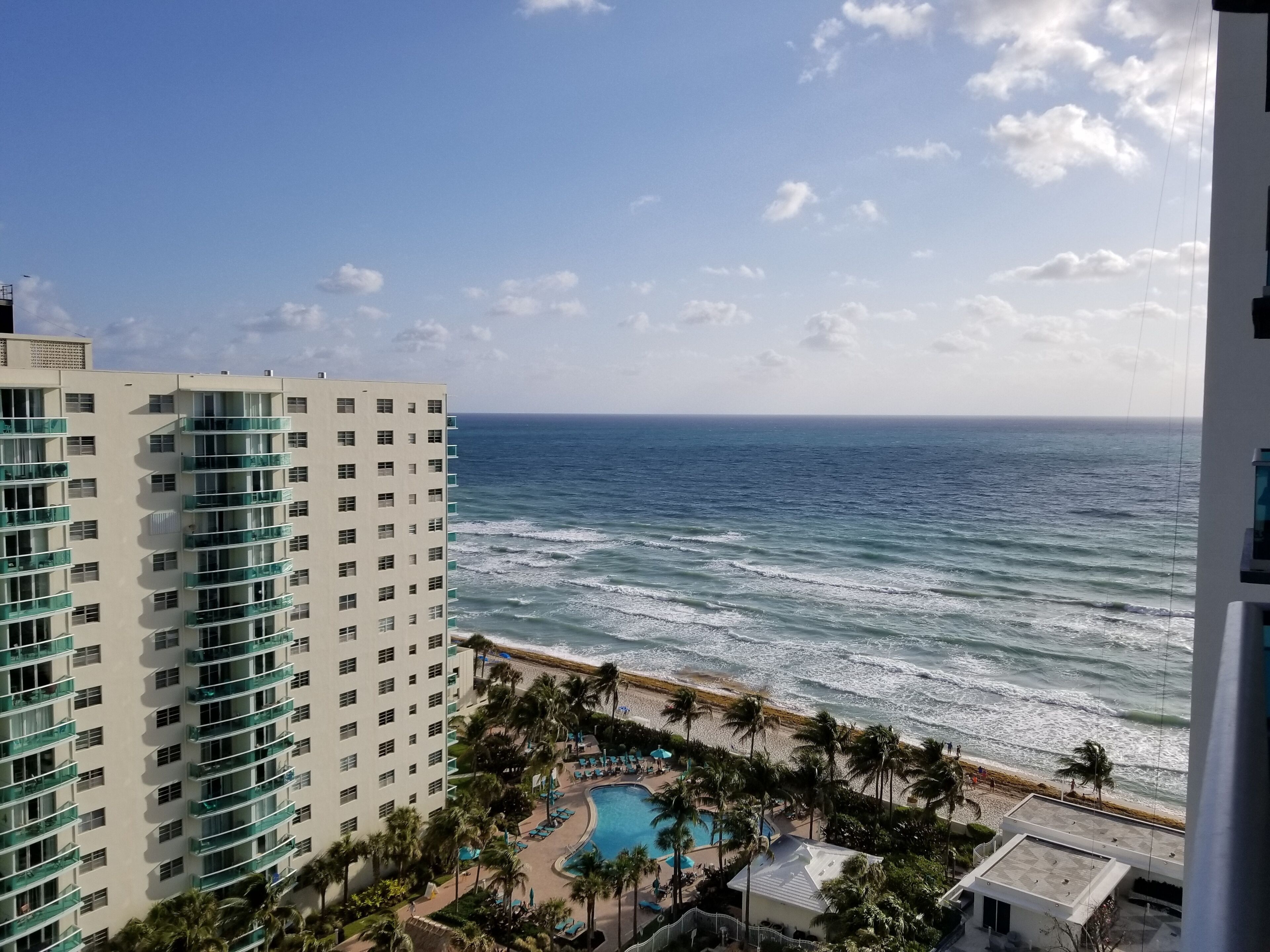 Beautiful and Spacious Ocean-view 2/2 Condo Located on the Beach