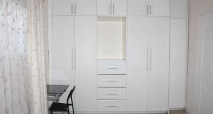 LONJETA SELF-CATERING APARTMENTS