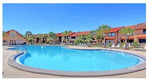 Outdoor pool, a heated pool