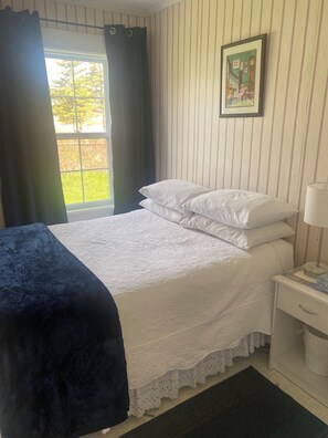 2 bedrooms, Internet, bed sheets