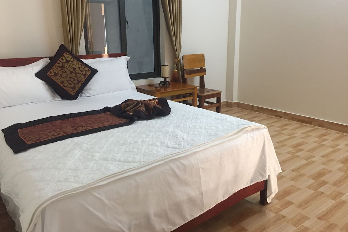 Chambre de base double, 1 lit double | Literie de qualité, accès au Wi-Fi (inclus)