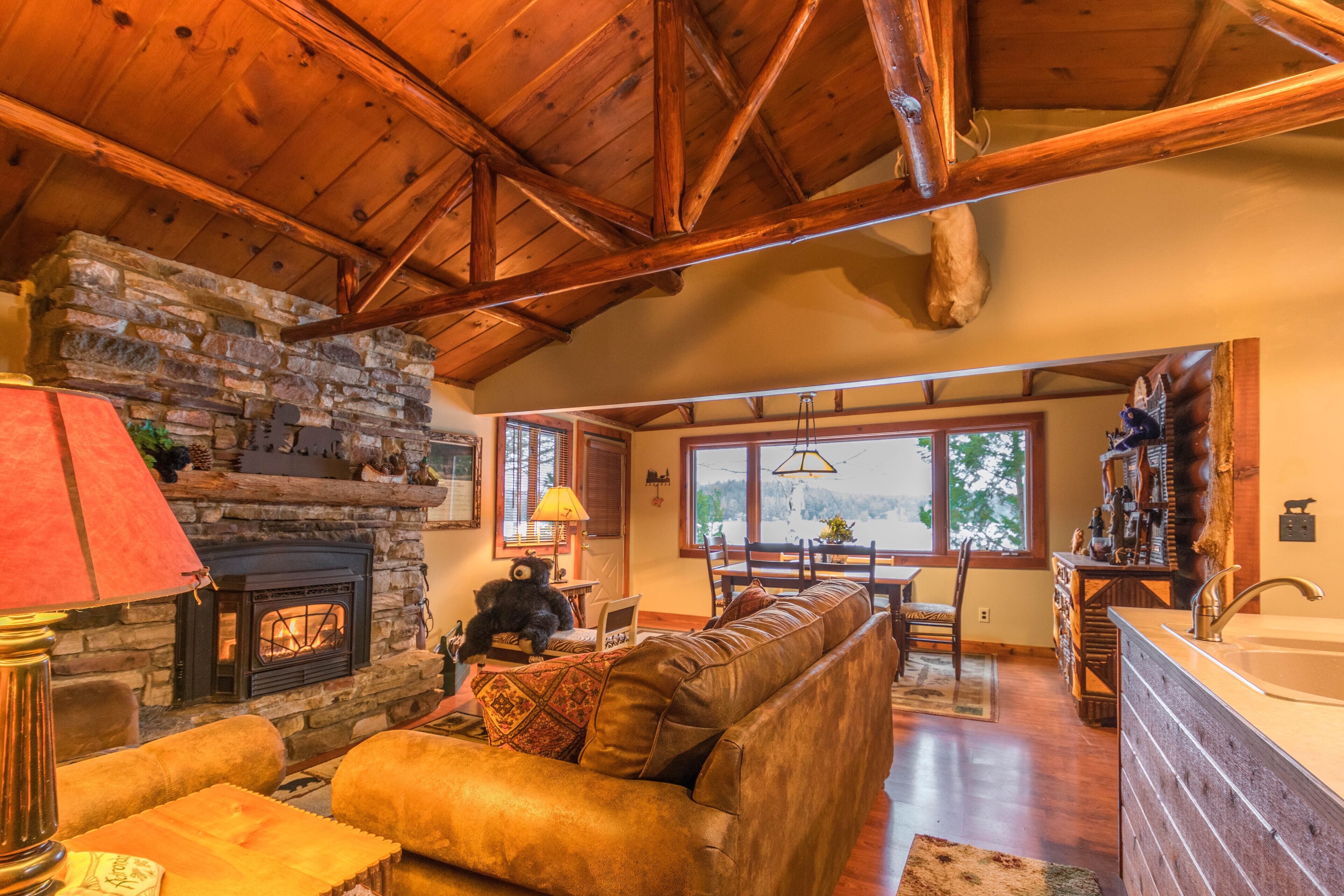 4 Lakefront All Season Colby Cabins on Lake Colby, Saranac Lake