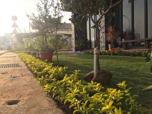 Property grounds - Good Nest Homestay (Magong)