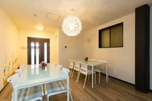 Private Vacation Home | Iron/ironing board, free WiFi - Soleil Universal Fukushima Noda (Osaka)