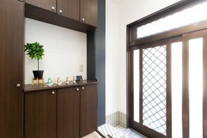 Interior entrance - Soleil Universal Fukushima Noda (Osaka)