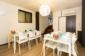 บ้านพัก (Private Vacation Home) | เตารีด/โต๊ะรีดผ้า, Wi-Fi ฟรี