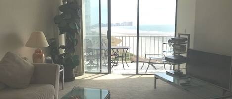 テレビ