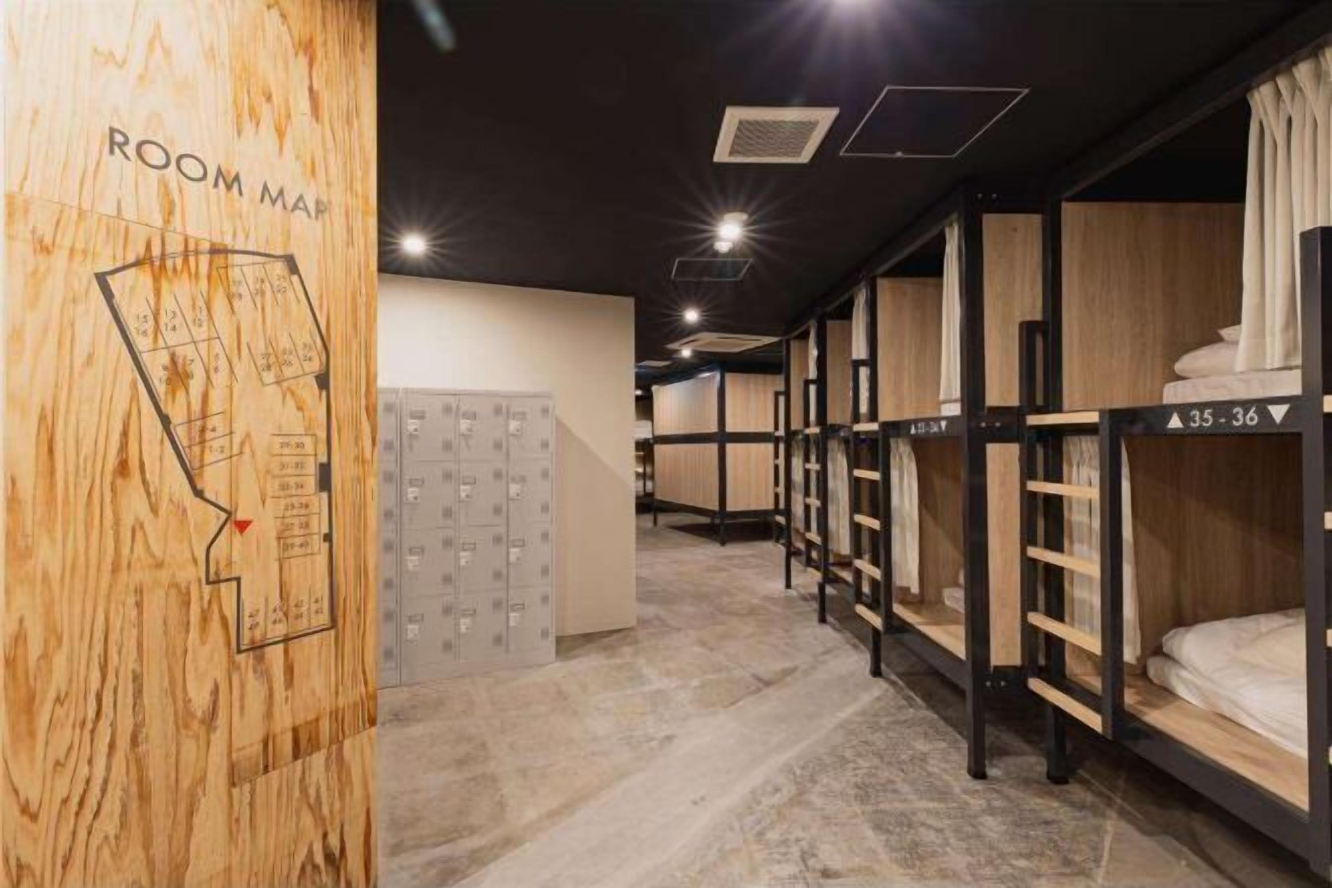 遮光窗帘、免费 WiFi