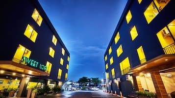 Front of property - evening/night