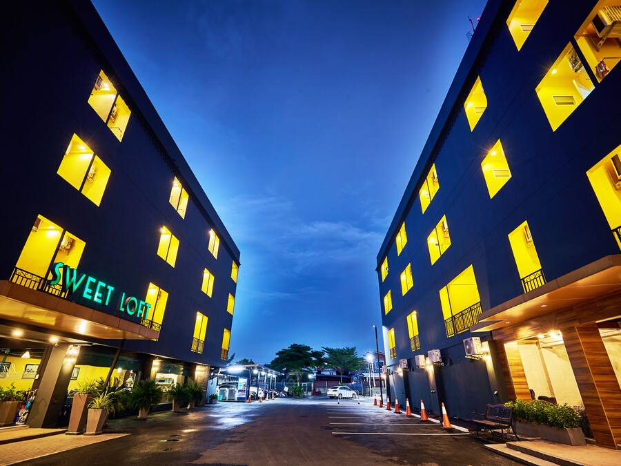 Front of property – evening/night