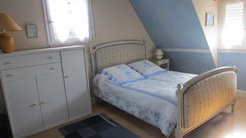 4 chambres, fer et planche Ă repasser, lit parapluie, Wi-Fi gratuit