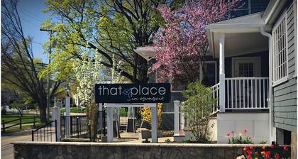 Charming 2BR Carriage House Apartment near Perkins Cove