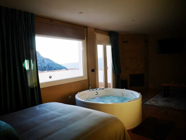 1 bedroom, soundproofing, bed sheets - Aznalmara Loft rural (Benaocaz)