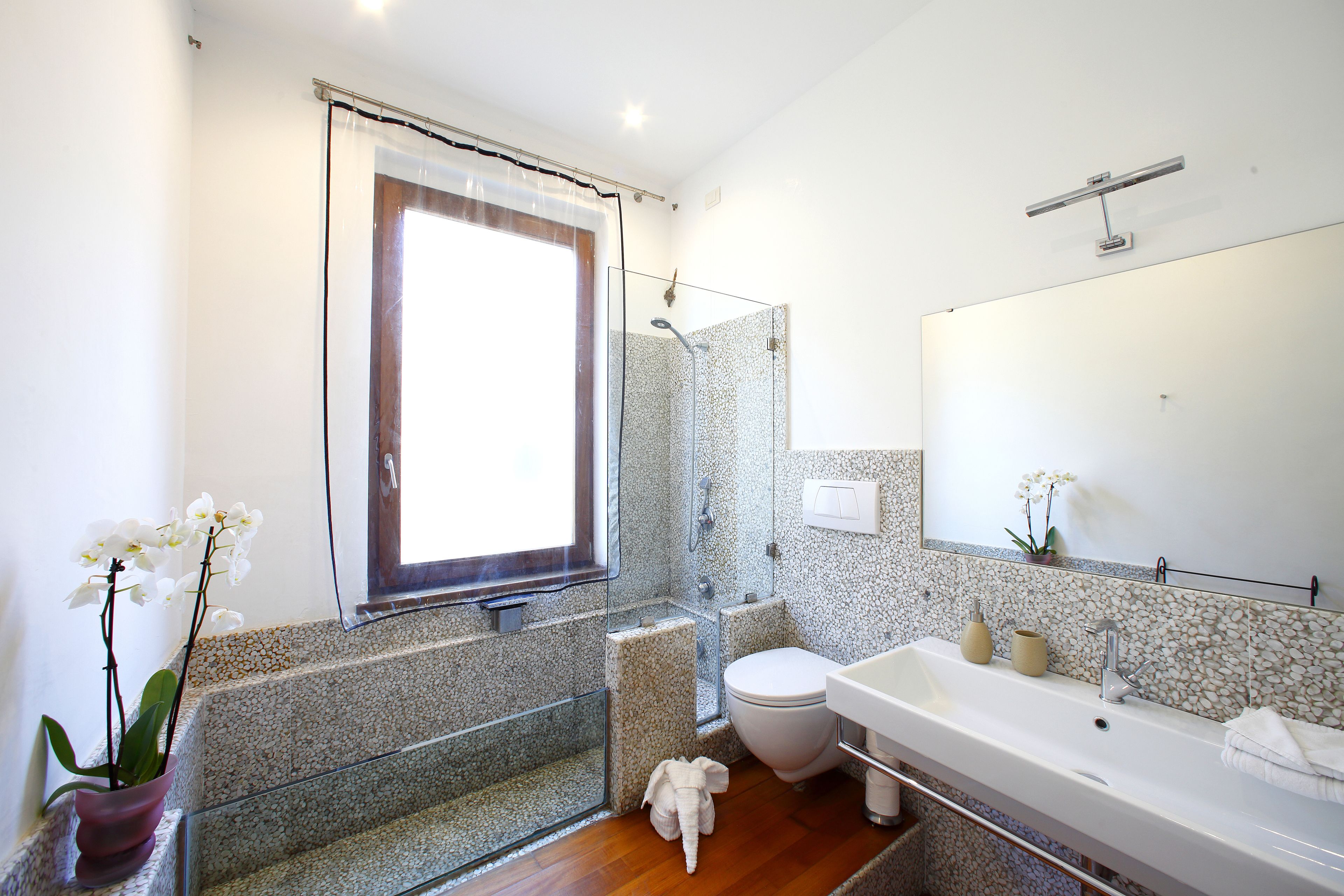 Doppia Superior, vista mare | Bagno | Doccia, soffione a pioggia