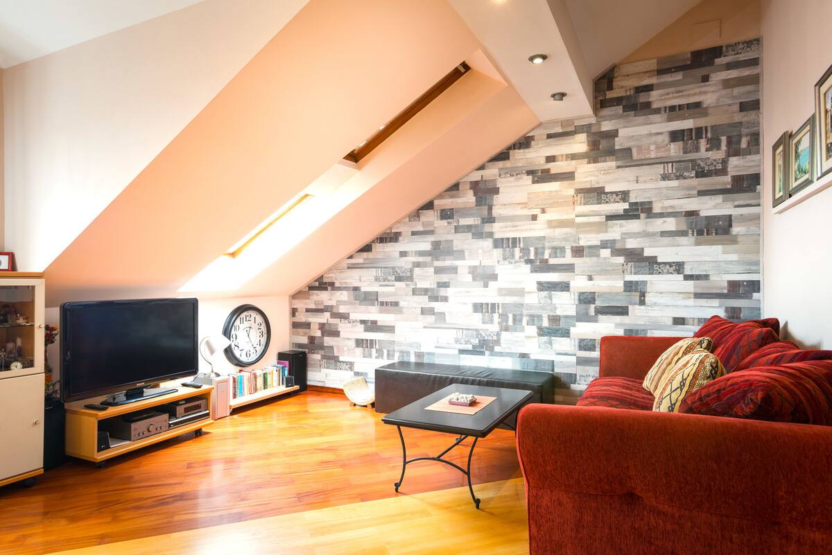 Deluxe-Apartment, Meerblick | Wohnzimmer | LCD-Fernseher, Netflix